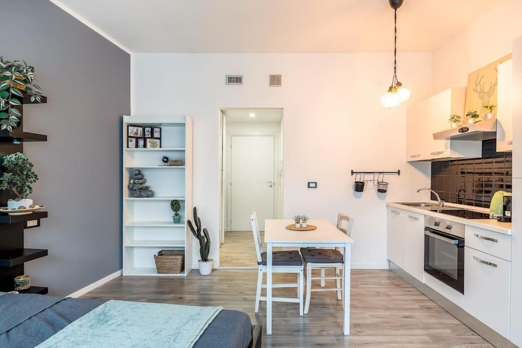 2 Minutes From Central Station-Exclusive Open Space Milán Exterior foto